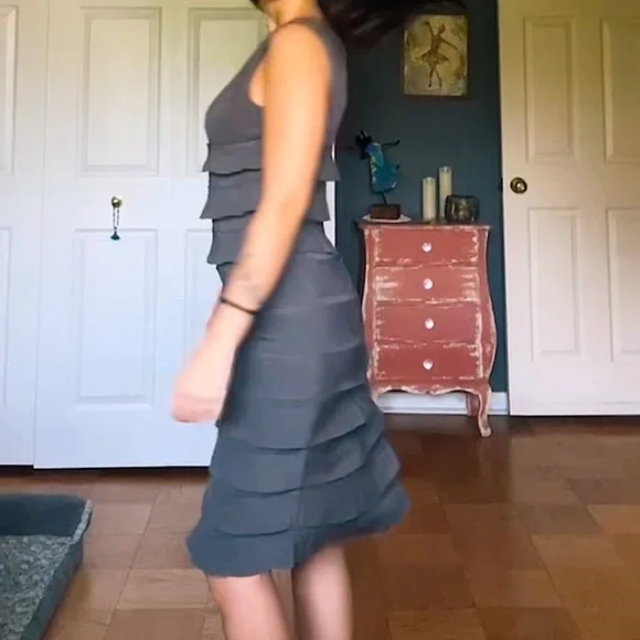 MIDI GREY RUFFLE DRESS - Picture 1 of 6